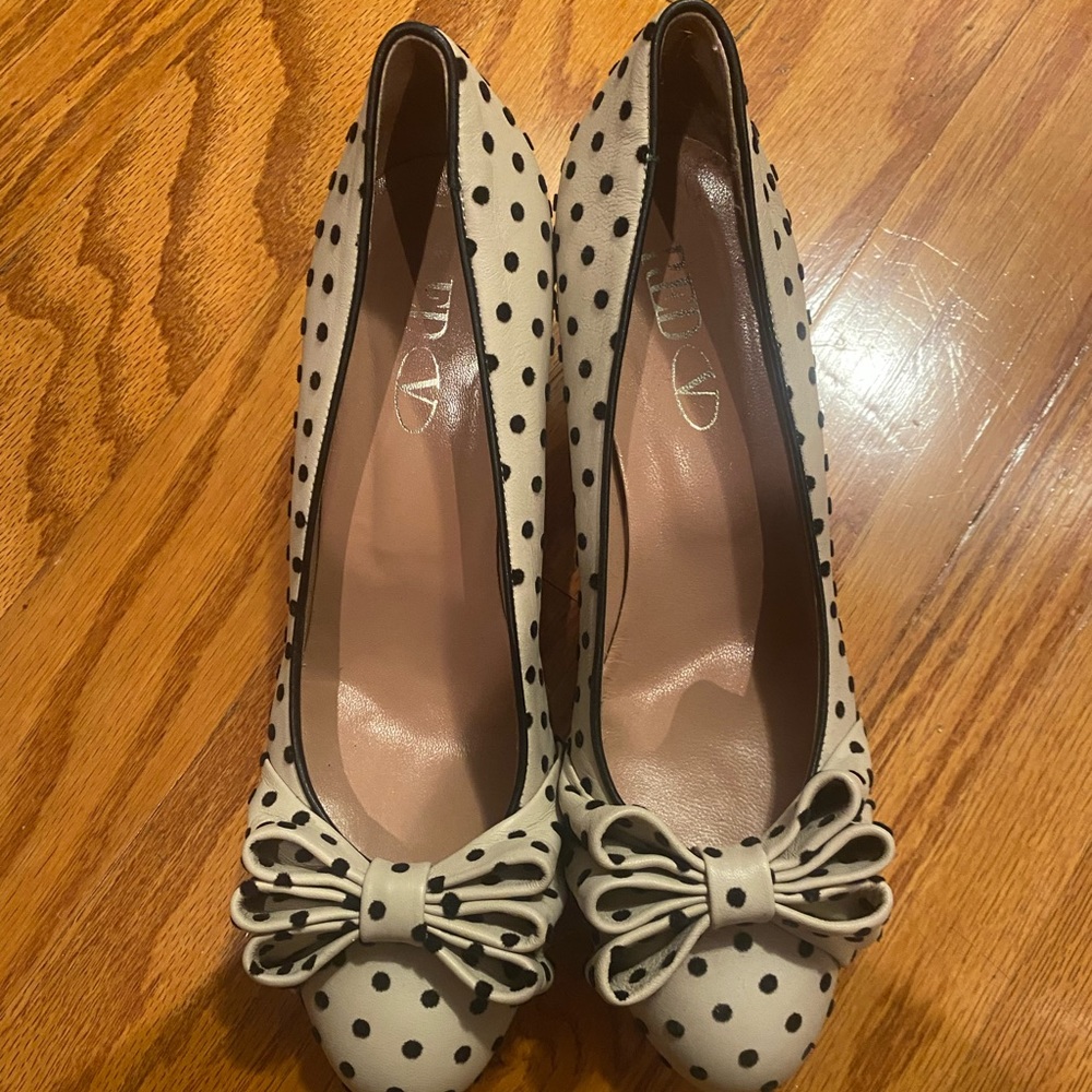 Polkadot black and white red Valentino low heels